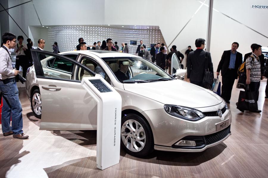  MG 6 2010 года  (фото 8 из 22)